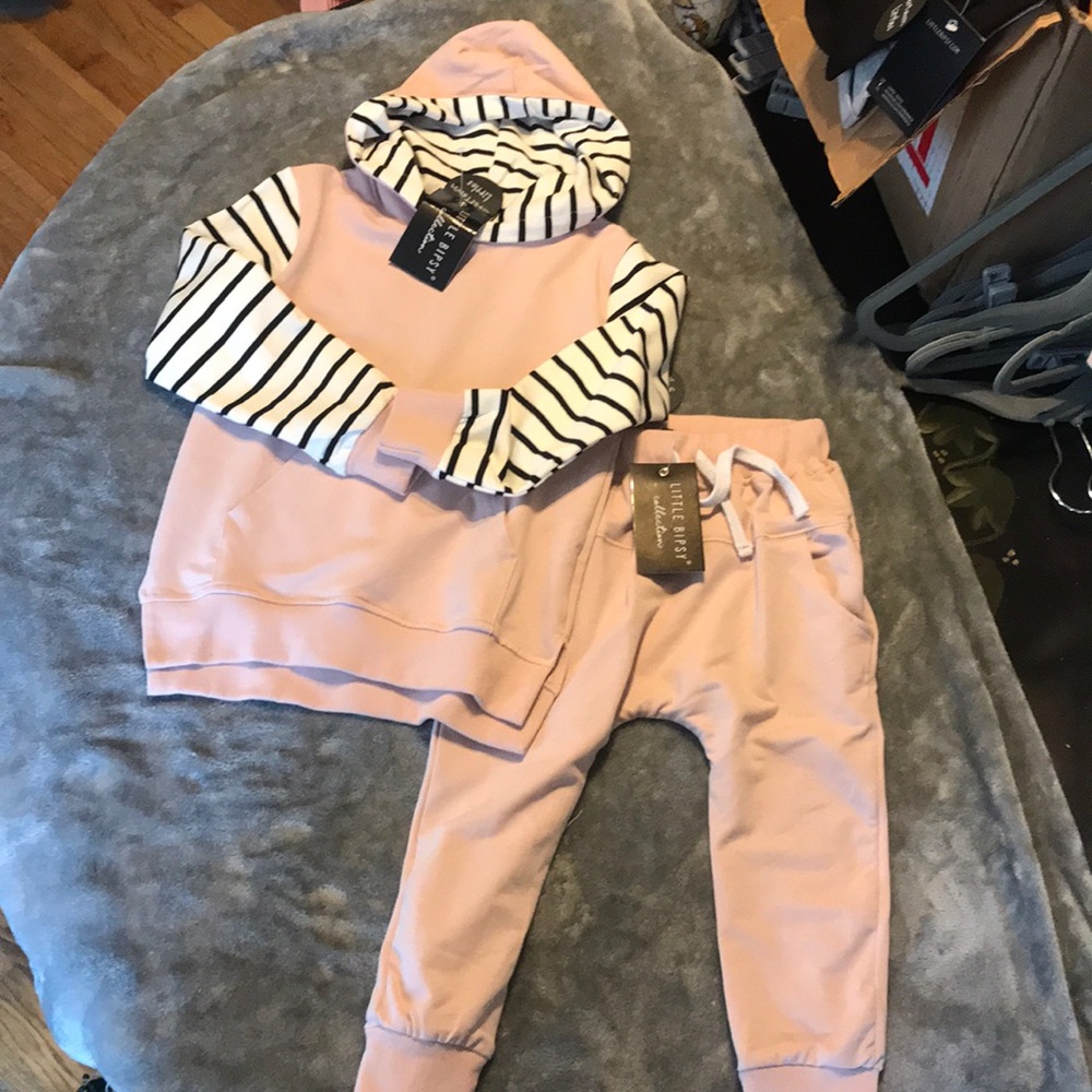 Little Bipsy sweatsuit